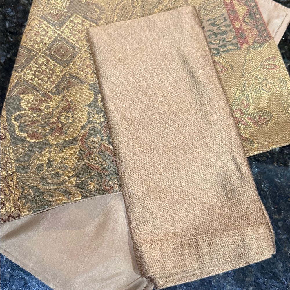 Tapestry Placemats with matching cloth napkins
